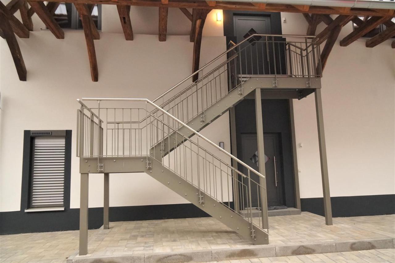 Galerie-Wohnung I Sanierter Pferdestall I Europapark I Boxspring I Nespresso كيبينهايم المظهر الخارجي الصورة